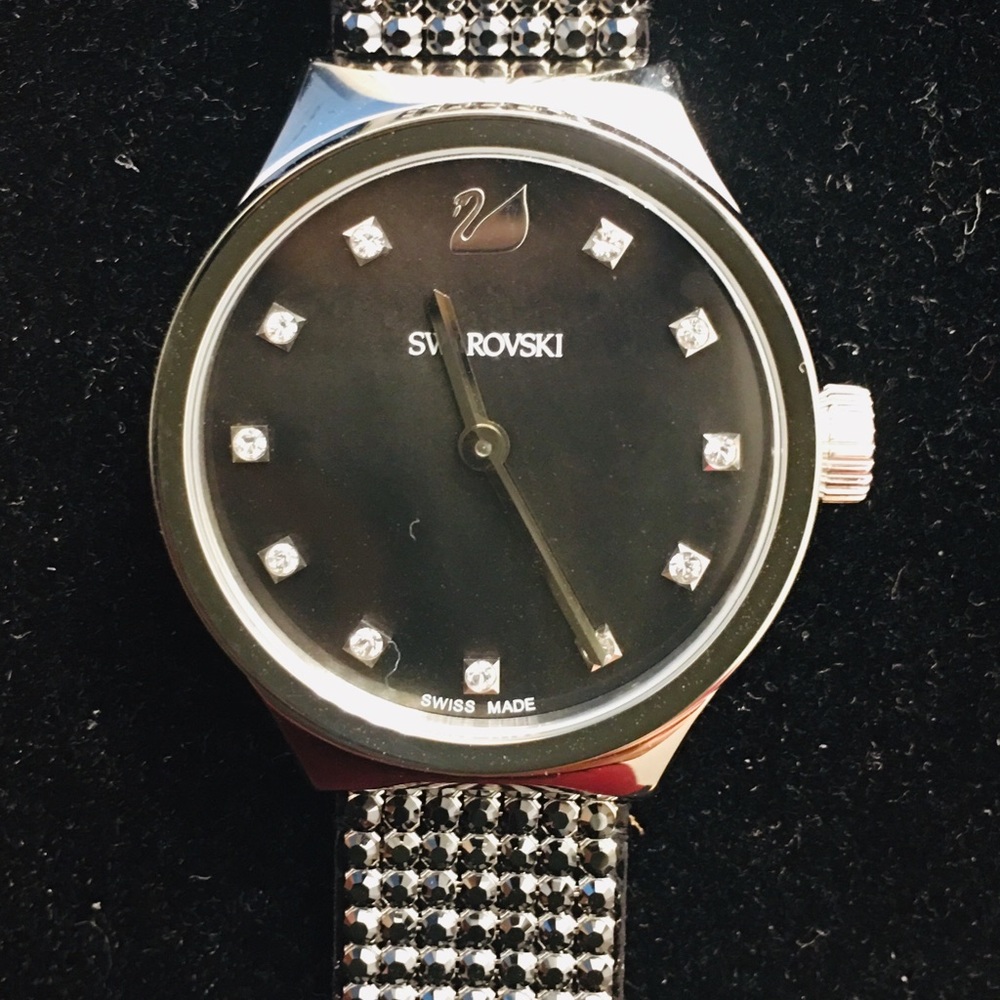 Swarovski ellis watch all crystals. New inbox - Picture 10 of 11